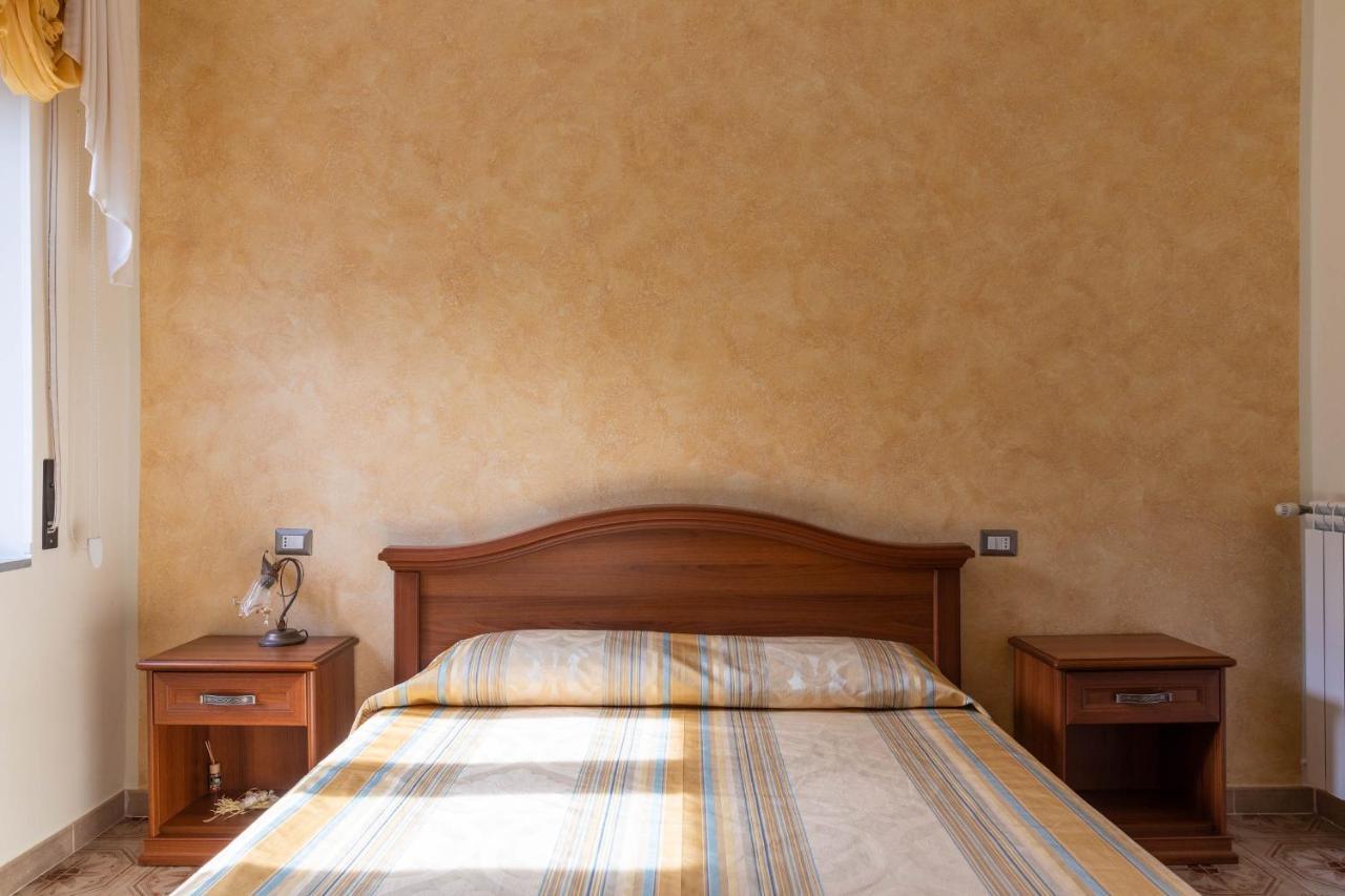 B&B La Mortella Albanella Exteriör bild