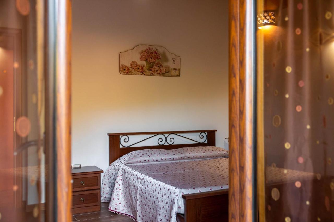B&B La Mortella Albanella Exteriör bild